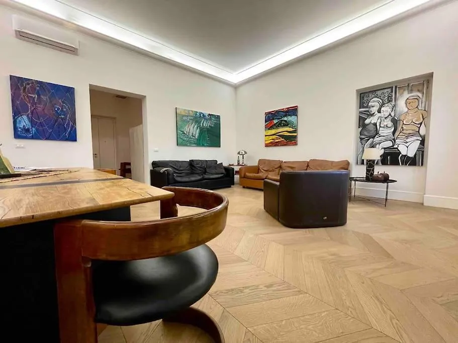 Gallery Art Flat Near The Colosseum And Domus Aurea Rome