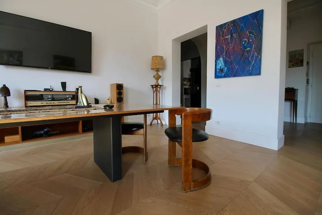 Gallery Art Flat Near The Colosseum And Domus Aurea Rome 0*,